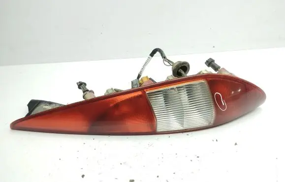 Ford Mondeo Mk III Rear/tail lights