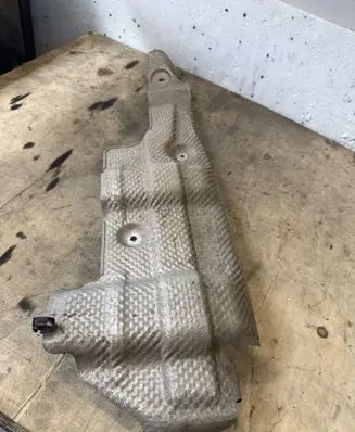 Renault Master III Exhaust heat shield 204485165R