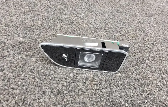 Audi A8 S8 D4 4H Rear seat light 4H0947354