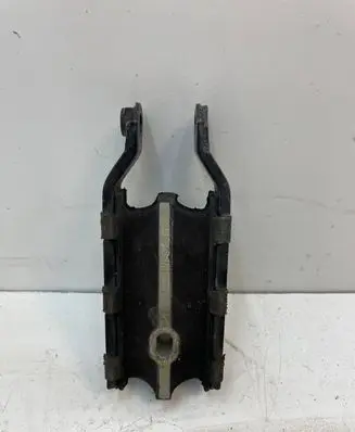Volvo S60 Engine mount bracket 8G9N-6P082-BA