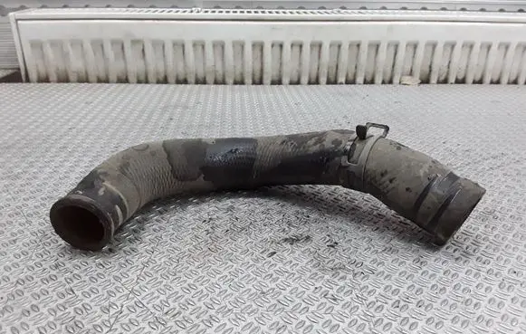 Mazda 5 Engine coolant pipe/hose