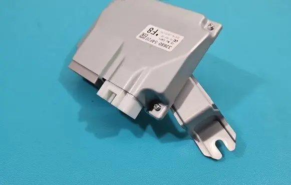 Suzuki SX4 S-Cross Central body control module 33680-54P20 IMPRK1457146
