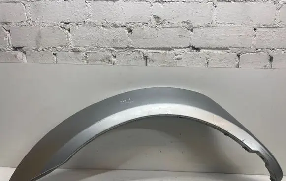 Nissan Navara D22 Fender trim (molding)