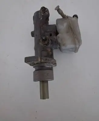 Citroen Xsara Picasso Master brake cylinder 221710