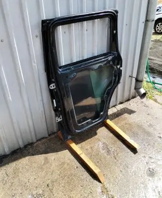 Dodge Nitro Front door