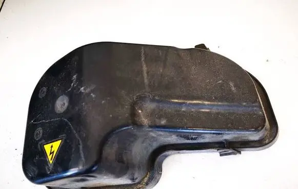 Ford Focus C-MAX Headlight/headlamp dust cover 270610rh