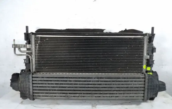 Ford Focus C-MAX Coolant radiator