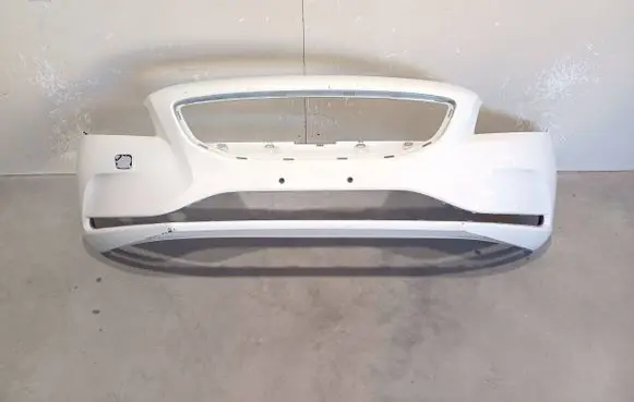 Volvo V40 Front bumper 31283732
