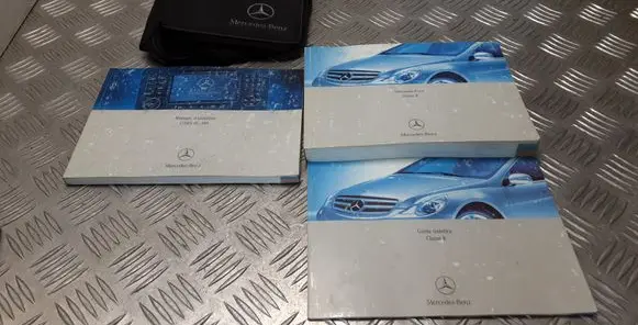 Mercedes-Benz R W251 Owners service history hand book 