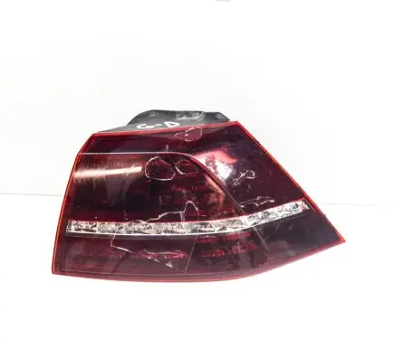 Volkswagen Golf VII Rear/tail lights 5G0945208C