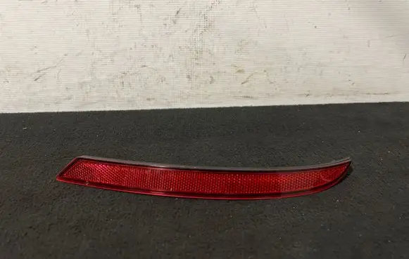 BMW 6 F12 F13 Rear tail light reflector 7844024