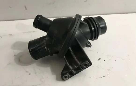 BMW 3 F30 F35 F31 Thermostat 6601544
