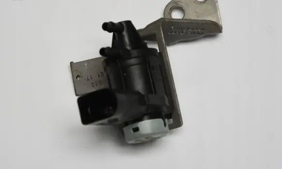 Audi A8 S8 D5 Turbo solenoid valve 1K0906283A 057131340E