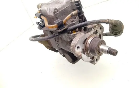 Volvo S40, V40 Fuel injection high pressure pump 0460414984