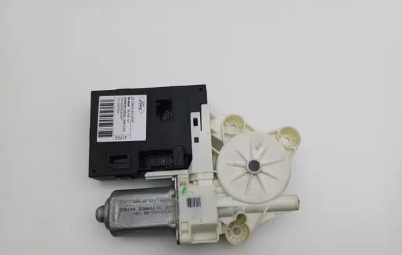 Ford Focus C-MAX Front door window regulator motor 981406103