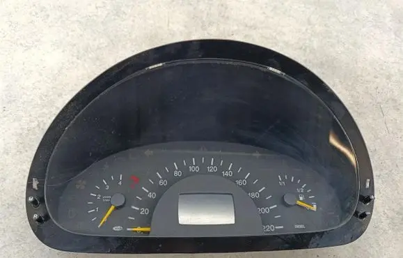Mercedes-Benz Vito Viano W639 Speedometer (instrument cluster) A6394460321