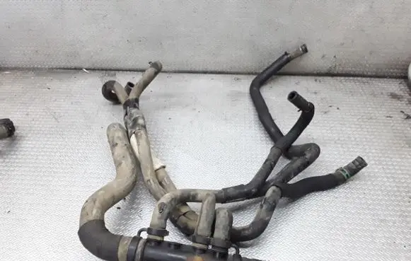 Renault Laguna III Engine coolant pipe/hose