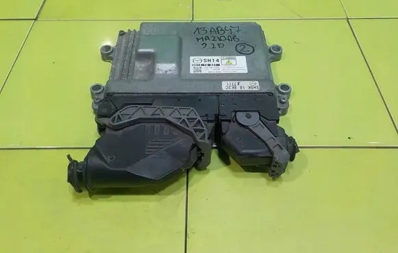 Mazda 6 Engine control unit/module SH1418881