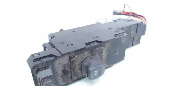 Volvo S80 Electric window control switch 9467627