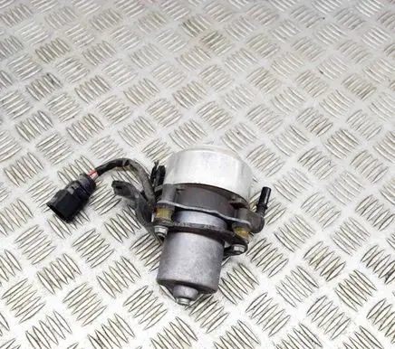 Audi Q3 F3 Vacuum pump 707254020 5Q0612391M