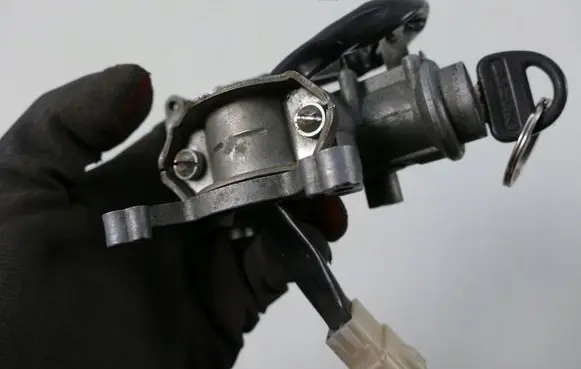 Suzuki Alto Ignition lock