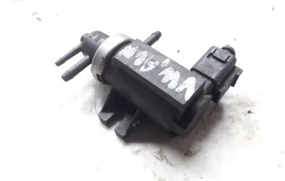 Volkswagen Golf IV Vacuum valve 1J0906627