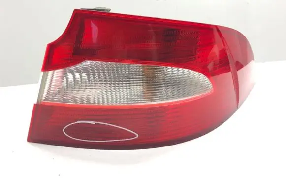 Skoda Superb B6 (3T) Rear/tail lights