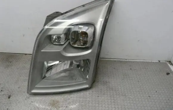 Ford Transit Headlight/headlamp 01162310