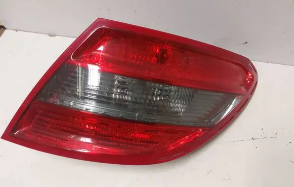 Mercedes-Benz C W204 Rear/tail lights A2048203064 0000092406