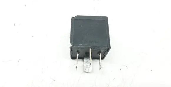 Audi Q7 4L Other relay 8K0951253