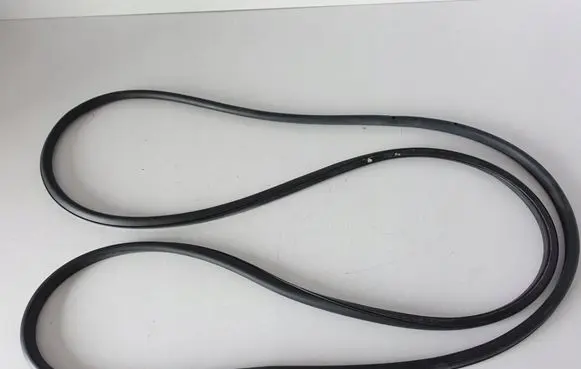 Volkswagen Touareg III Rubber seal loading door 7608397025AP
