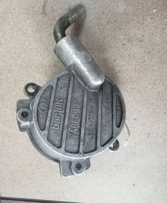 Mercedes-Benz CLK AMG A208 C208 Vacuum pump A61123065