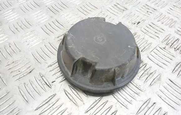 Peugeot 307 Headlight/headlamp dust cover C1118