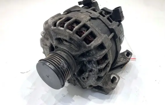 Volvo XC60 Generator/alternator 30659131