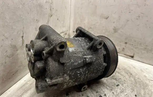 Renault Scenic II - Grand scenic II Air conditioning (A/C) compressor (pump) 8200309193