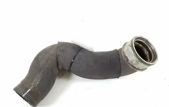 Mercedes-Benz A W169 Intercooler hose/pipe A1695280482