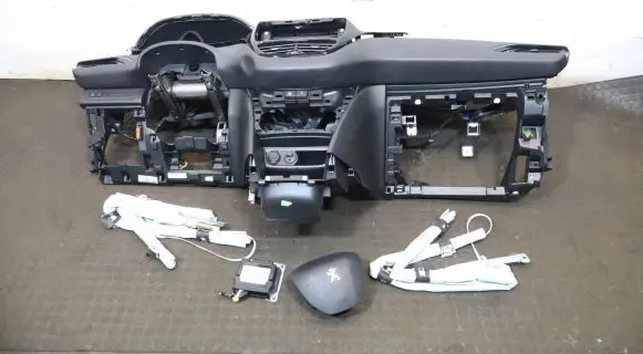 Peugeot 208 Dashboard