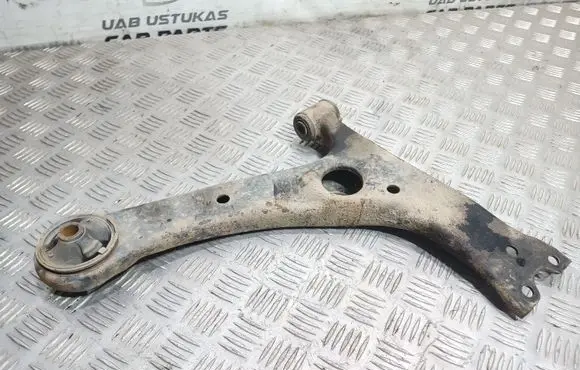 Toyota Corolla E120 E130 Front lower control arm/wishbone