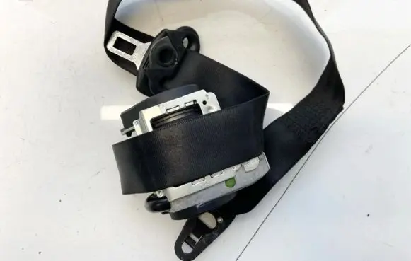 Audi A8 S8 D3 4E Front seatbelt 601782800