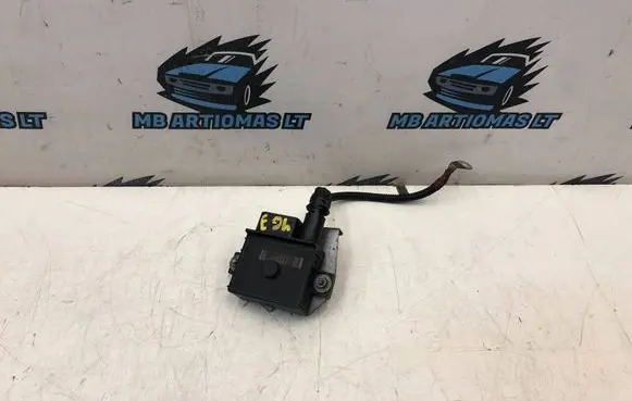 BMW X1 E84 Glow plug pre-heat relay 779800007 0004728880 0522120102