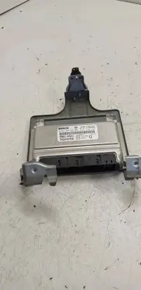 Toyota Yaris Engine control unit/module 0261208036 896610D211 1039S05568