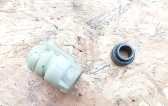Opel Vectra C Gear shift cable linkage