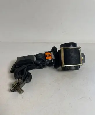 Mazda 3 I Middle seatbelt (rear) 0433011 602499800 0008402000