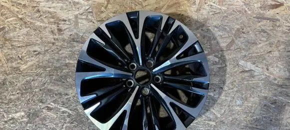Toyota Yaris Cross R18 alloy rim 426110DK90 B010397