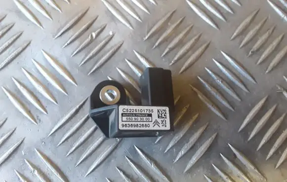 Citroen C5 Airbag deployment crash/impact sensor 550903000 9636982680
