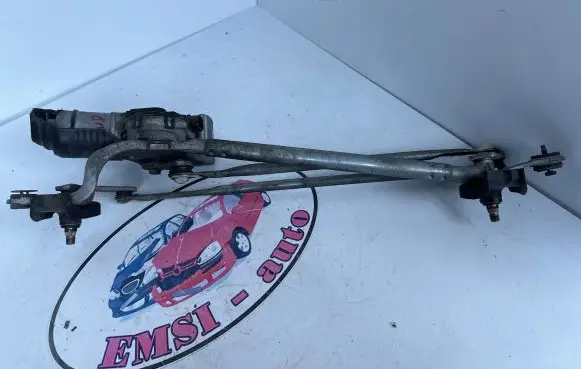 Toyota RAV 4 (XA30) Wiper motor 8511042150