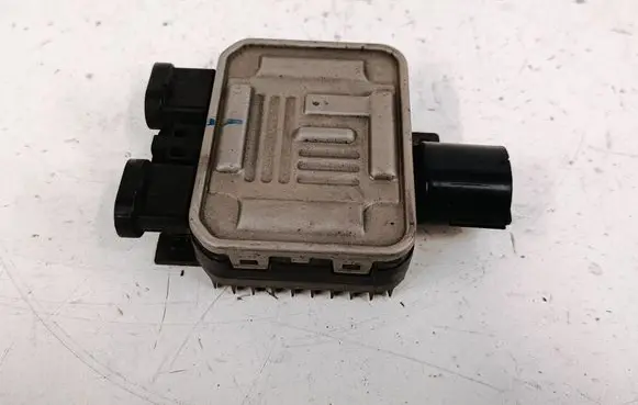 Volvo XC60 Coolant fan relay 940013802