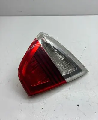 BMW 3 E90 E91 Tailgate rear/tail lights 6937460