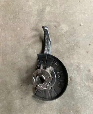 Porsche Cayenne (9PA) Front wheel hub spindle knuckle 7LC407257A