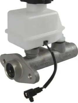 Mitsubishi Starion Master brake cylinder J3100564